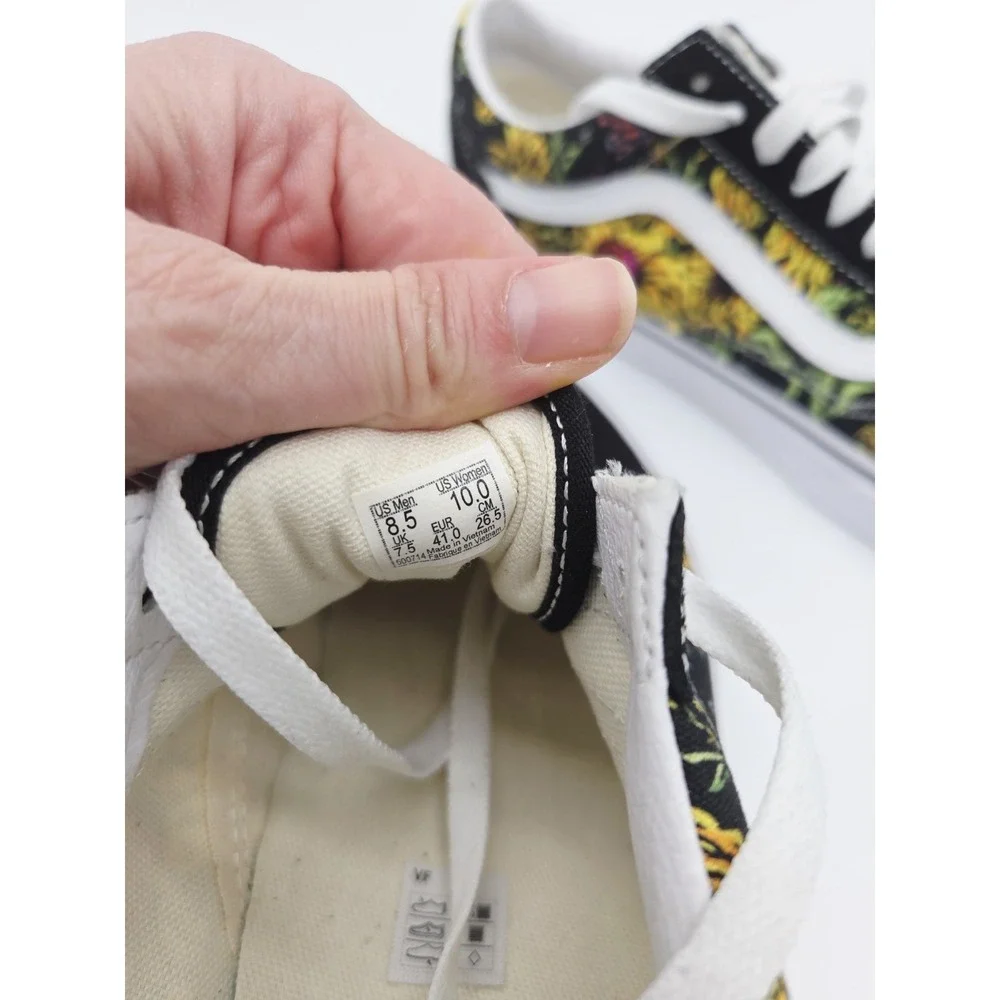 New Vans Old skool Beauty Skull Men Women Unisex Rare‎ Mens 8.5 Womens 10